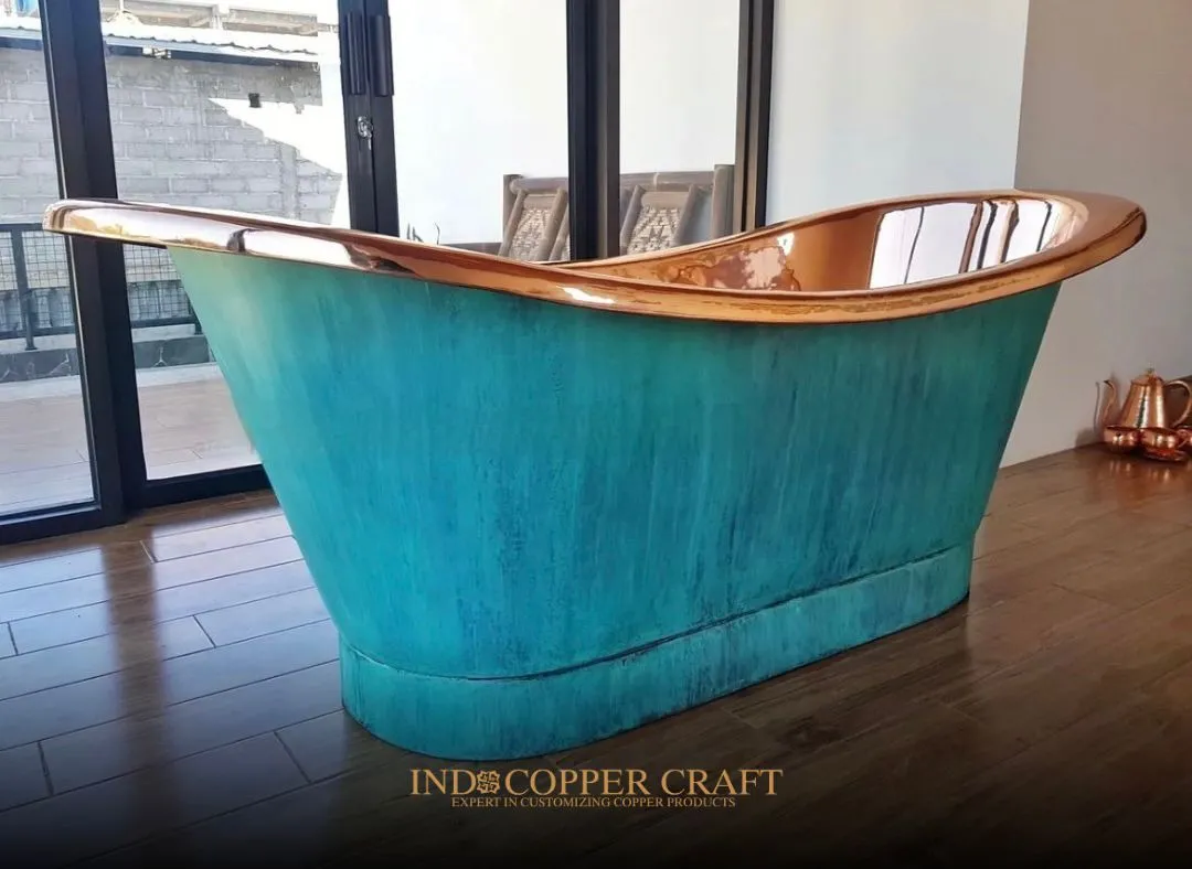 Green Copper Bathtub Venus