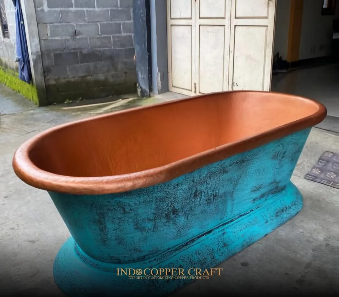 Wide Foot Copper Bathtub